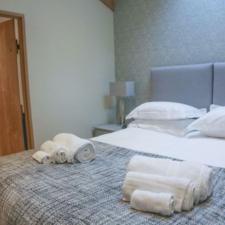 Skittles - Charming One Bedroom Apartment - Parking - Easy Access To Bath Бокс Экстерьер фото